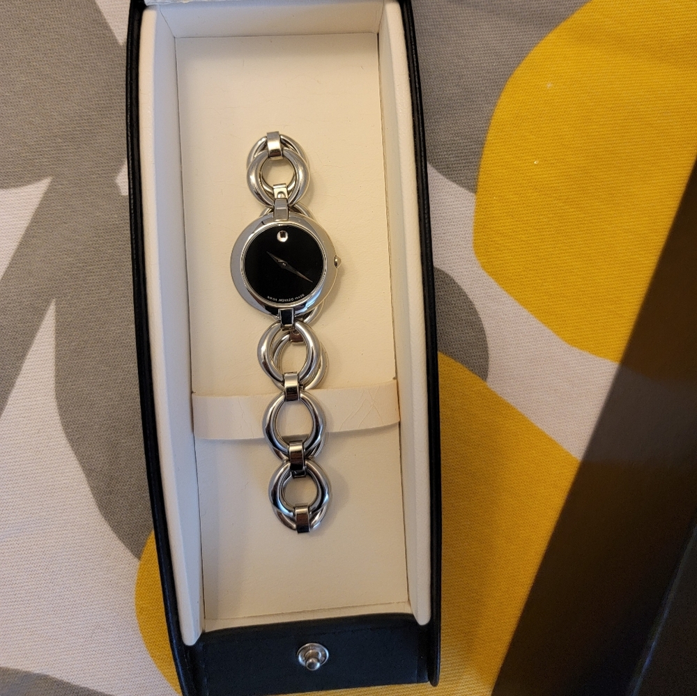 Movado Aperta Women's Sports Casual Watch